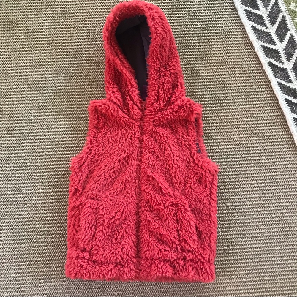 Mini Boden Girls Sherpa Vest